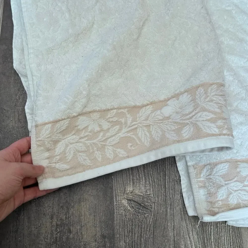 pretty in the city by bianca matching bath towels